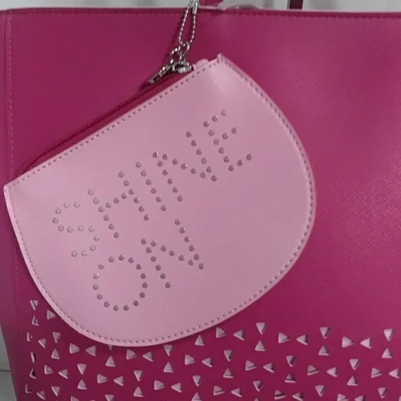 Bath & Body Works VIP Hot Pink Cutlet Tote Bag With Shine On Coin Pouch *NWT* - Picture 8 of 12